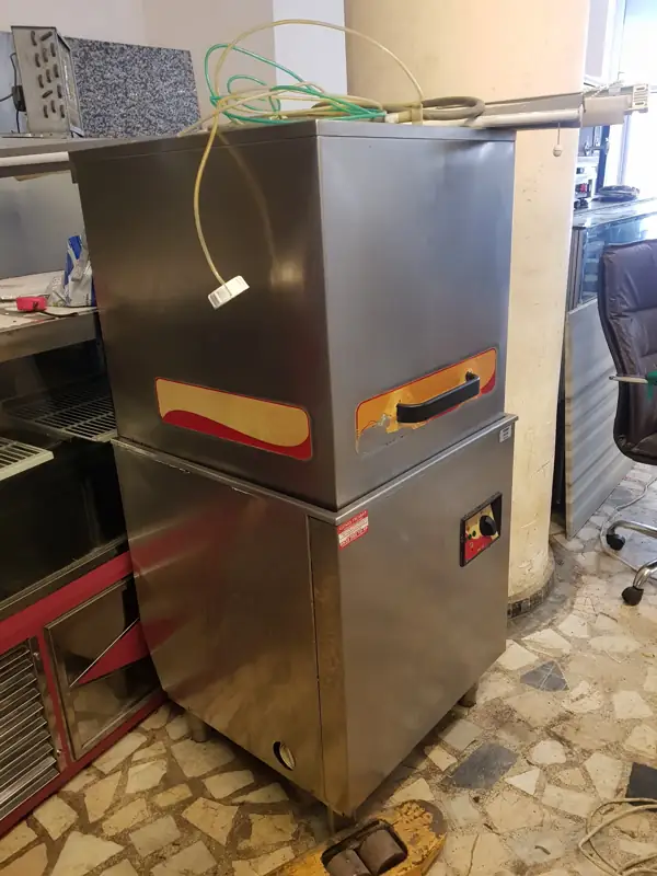 Giyotin tip bulaşık makinesi — Öztiryakiler Ataşehir Teknik Servisi | Kar-Ser Teknik saha çalışması