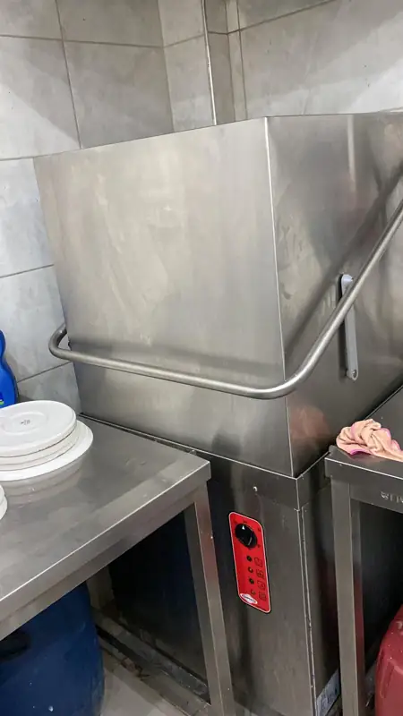 Giyotin tip bulaşık makinesi — Myco Ataşehir Teknik Servisi | Kar-Ser Teknik saha çalışması